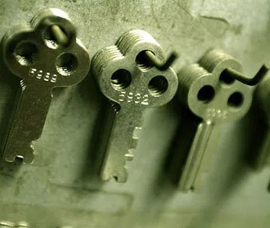 Universal Locksmith Store Larchmont, NY 914-402-7265 - 3-Locksmith-key-service